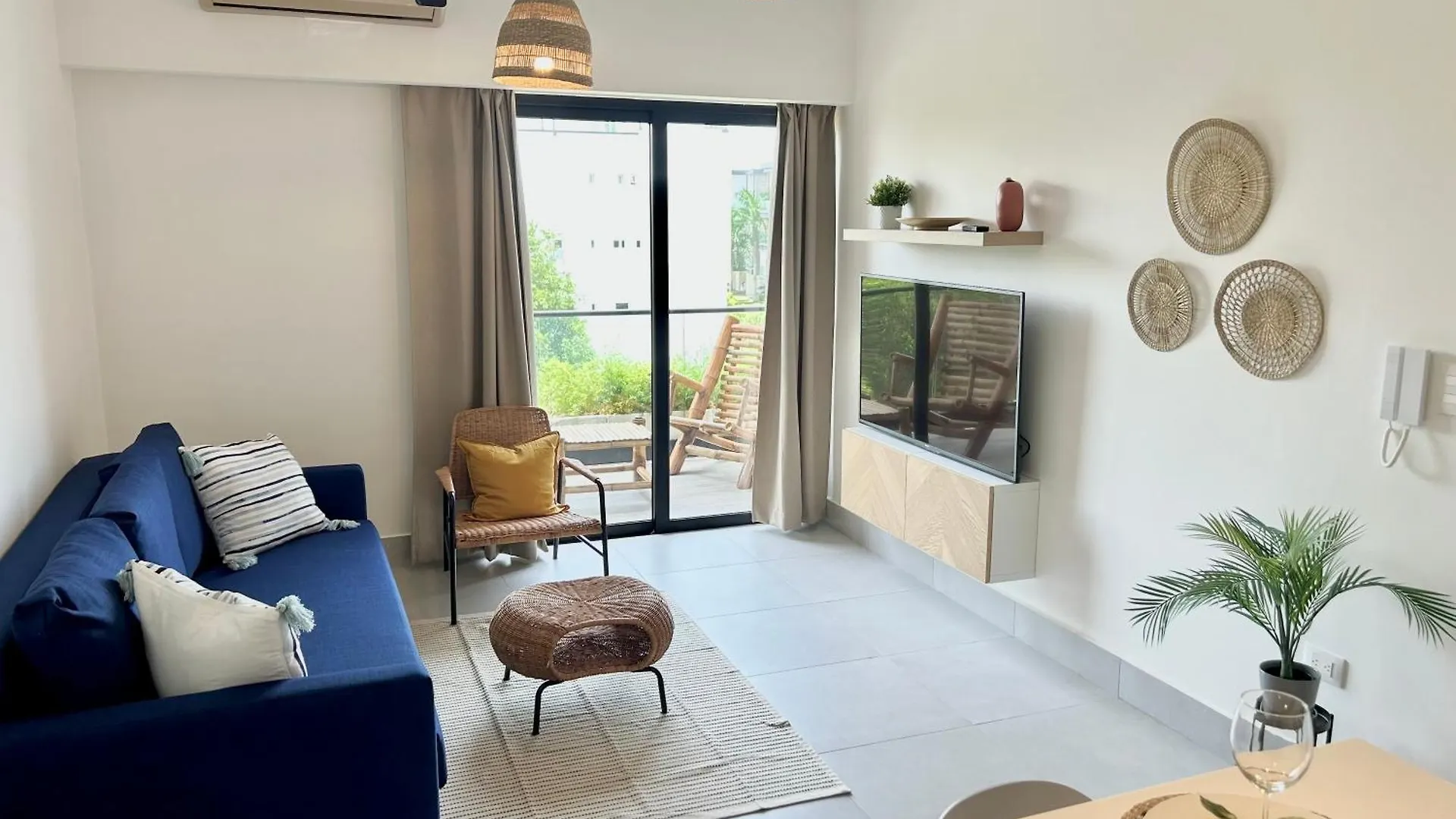 Nuevo Art Residence 403 Cap Cana Punta Cana
